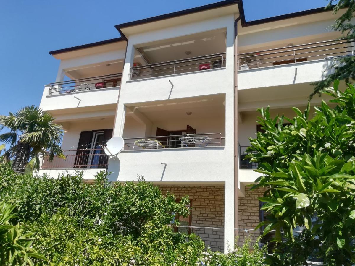 Apartment Kiwi Rabac Eksteriør bilde